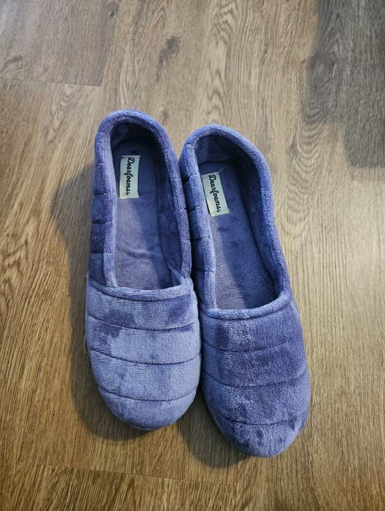 dearfoams Shoes - Dearfoams Womens Plush Slip-Ons in Lavender Purple